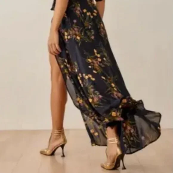 Reformation Winslow Dress Size S - Picture 3 of 3